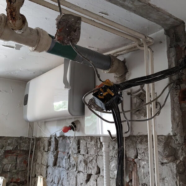 Rušenje pregradnih zidova