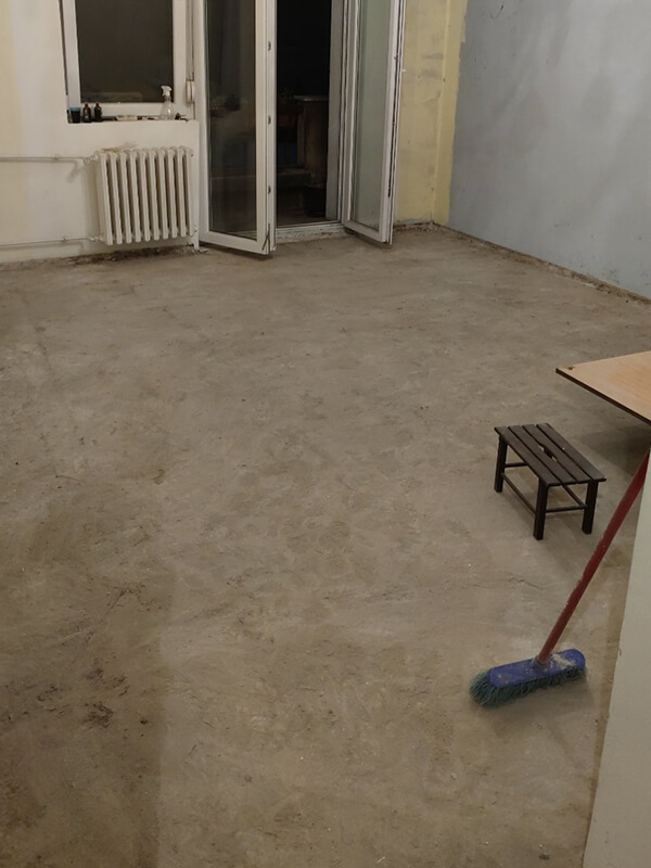 Skidanje starog parketa